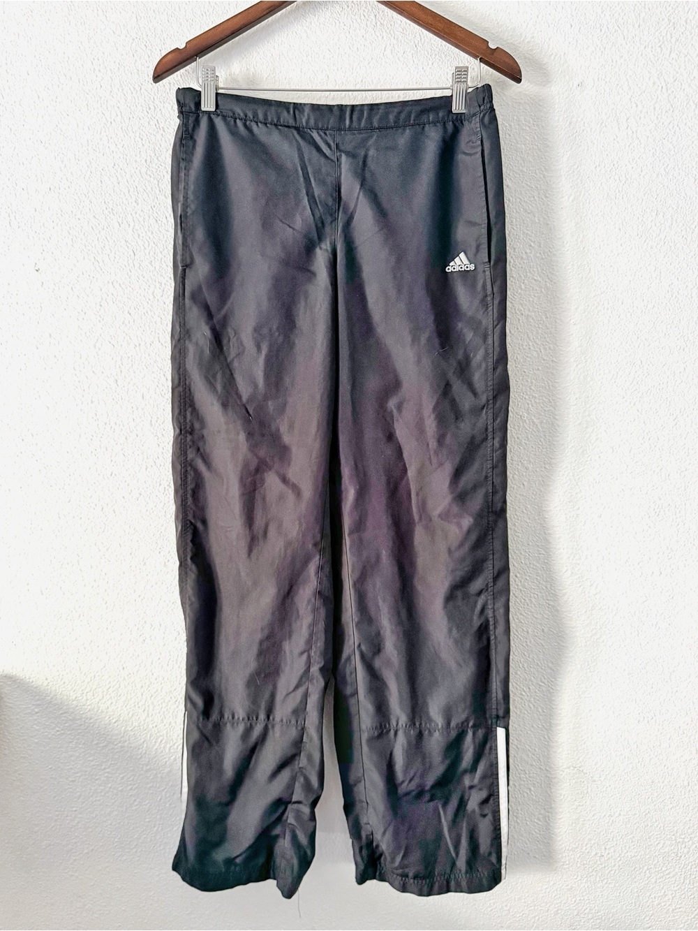 ADIDAS Vintage Track Pants Size M Sporty Chic Streetwear Y2K Athletic Joggers